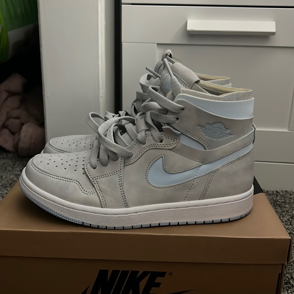 Women’s Nike Air Jordan 1 Zoom Air Comfort Grey Fog/Celestine Blue-White size7.5